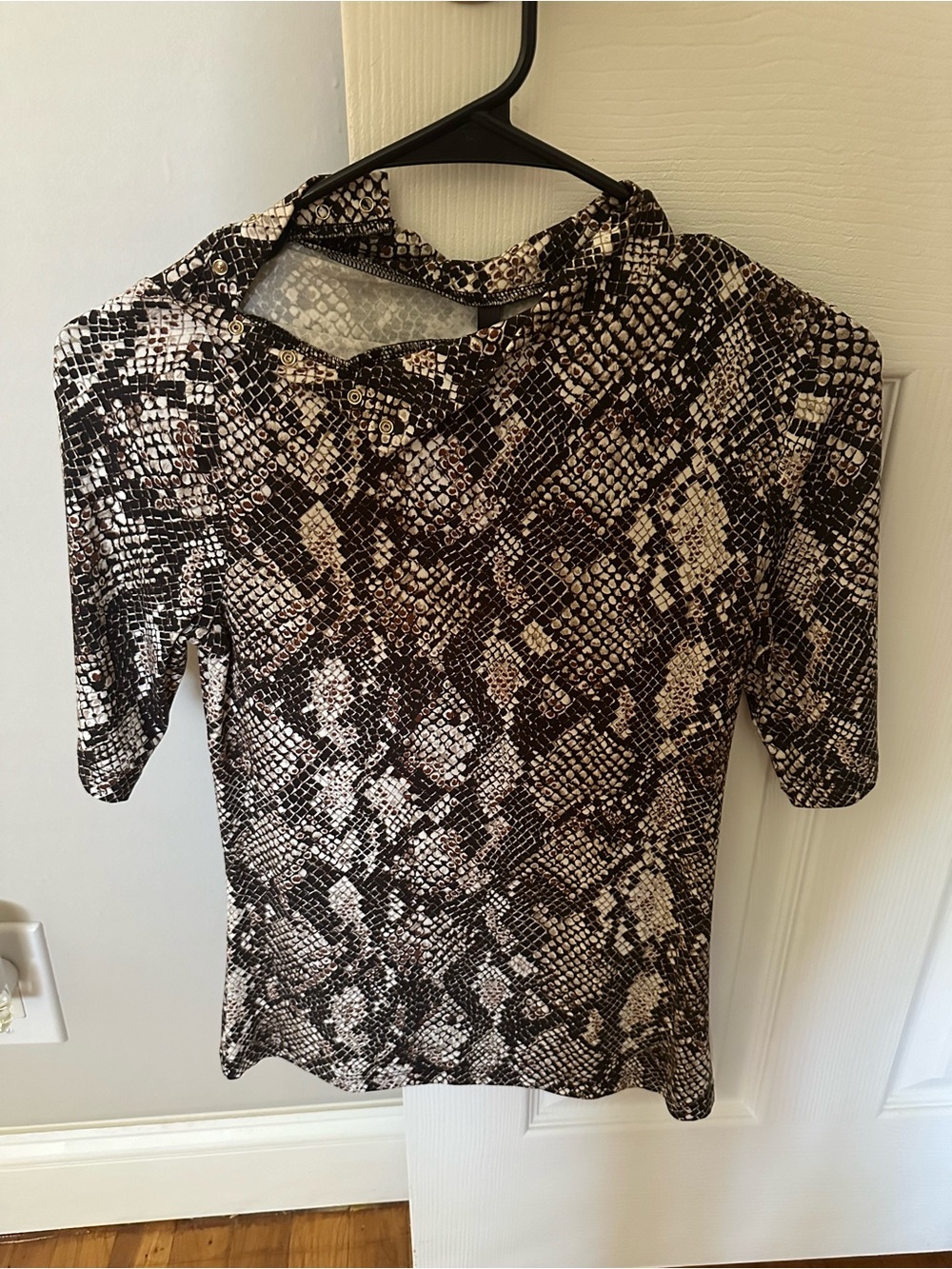 Karen Millen Black & Cream Snakeskin Short Sleeve Top